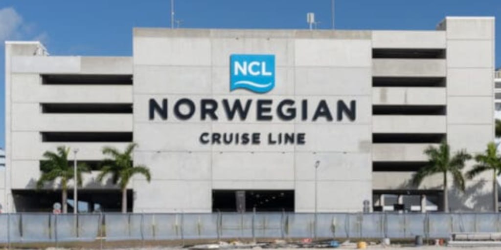 Norwegian Cruiseline Holdings (NYSE: $NCLH)